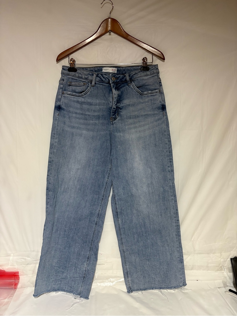 Lovervet x Moco Cropped Wide-Leg Light Blue Denim Jeans